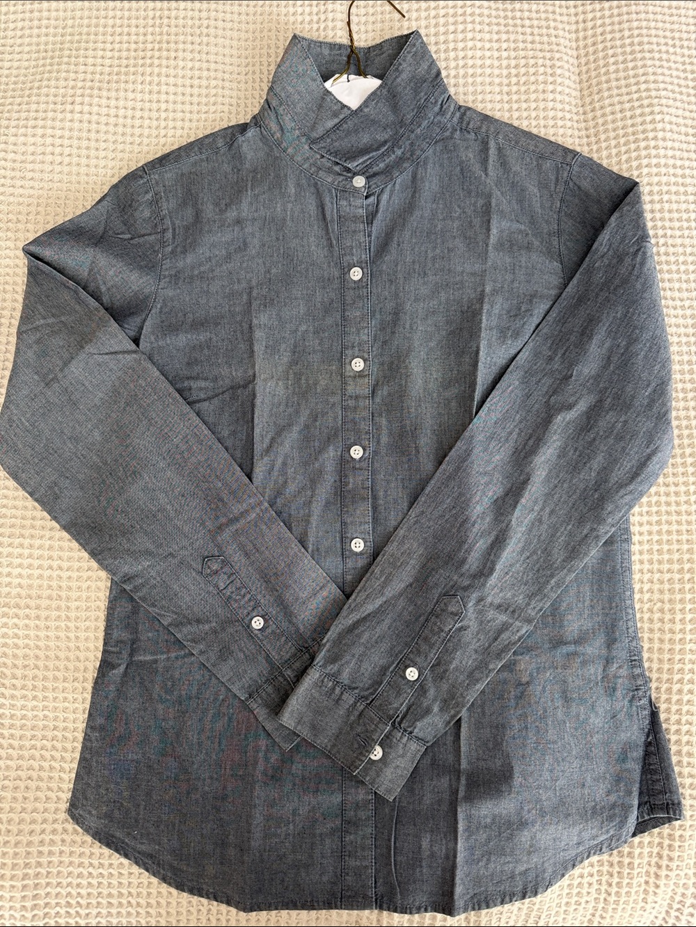 Garnet Hill Ladies Denim Button-Down Shirt